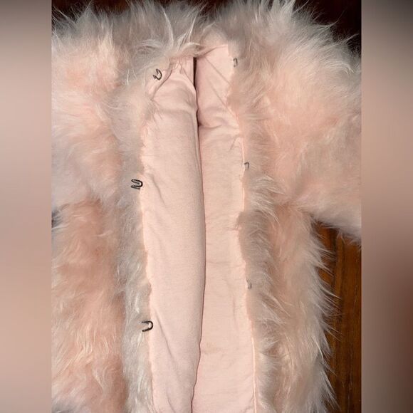 Cat & Jack pink fuzzy lightweight hook n eye closure size 10-12 girls - Picture 10 of 16